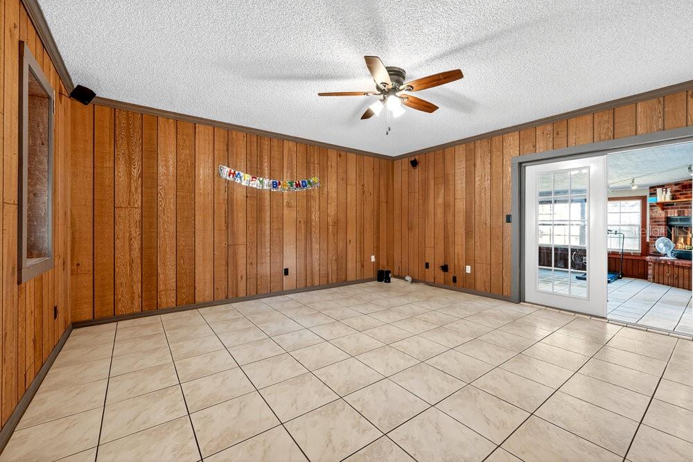 Image 17 of 44 For 223 Denese Lane