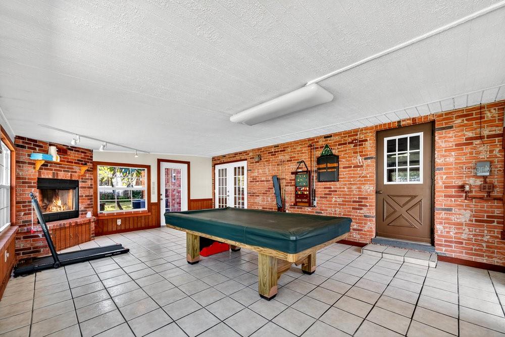 Image 33 of 44 For 223 Denese Lane