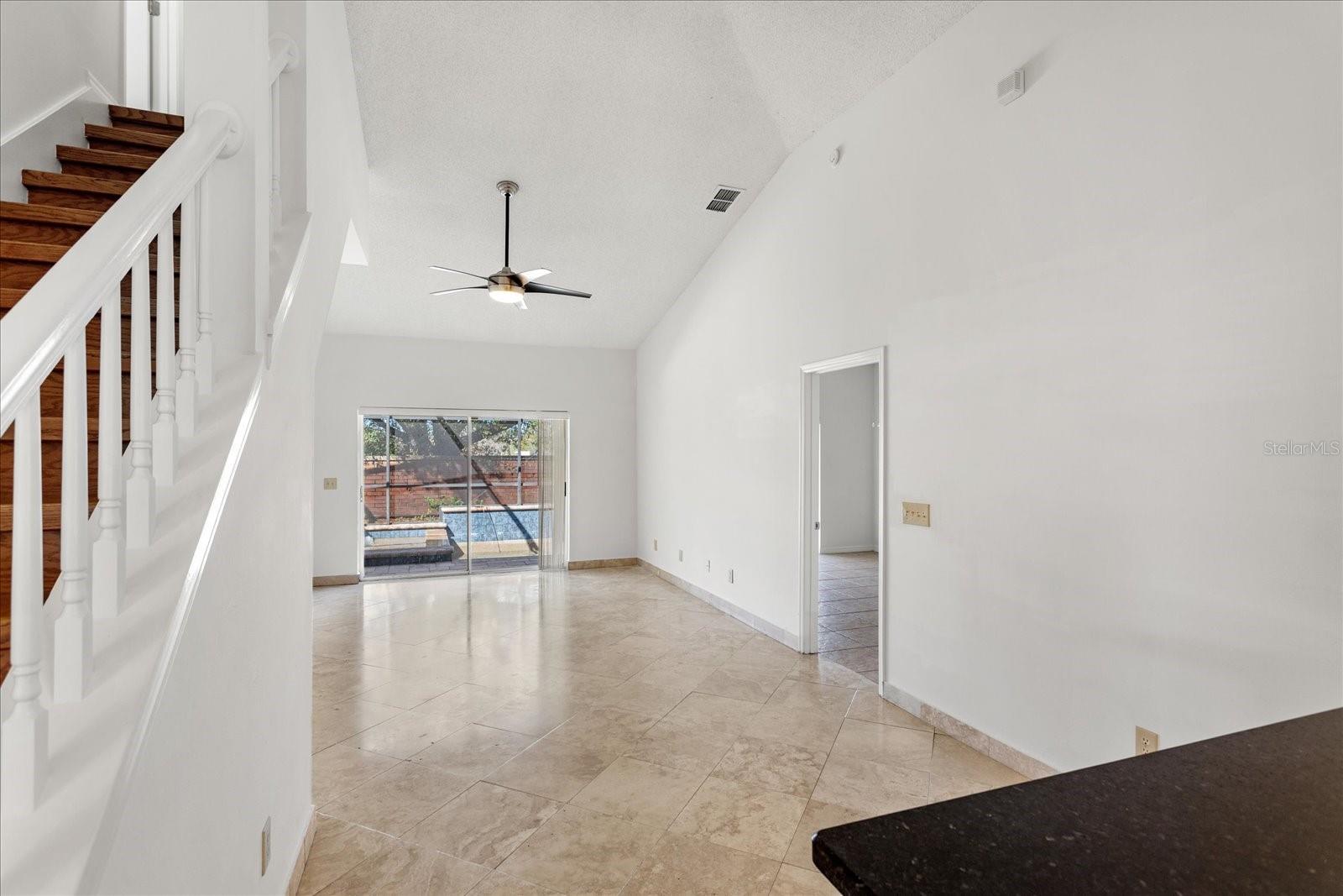 Image 10 of 32 For 13714 Huntwick Drive