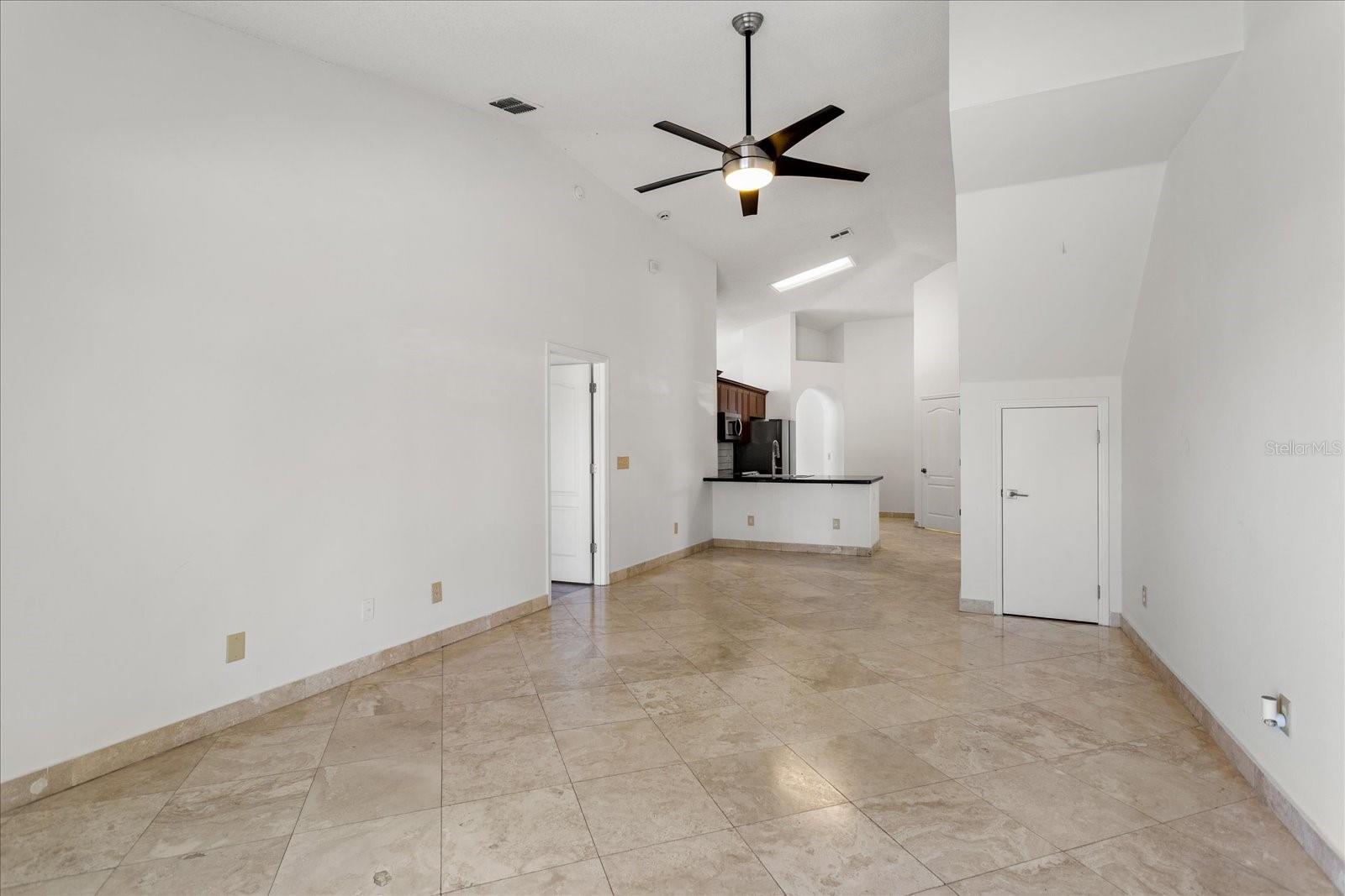 Image 14 of 32 For 13714 Huntwick Drive