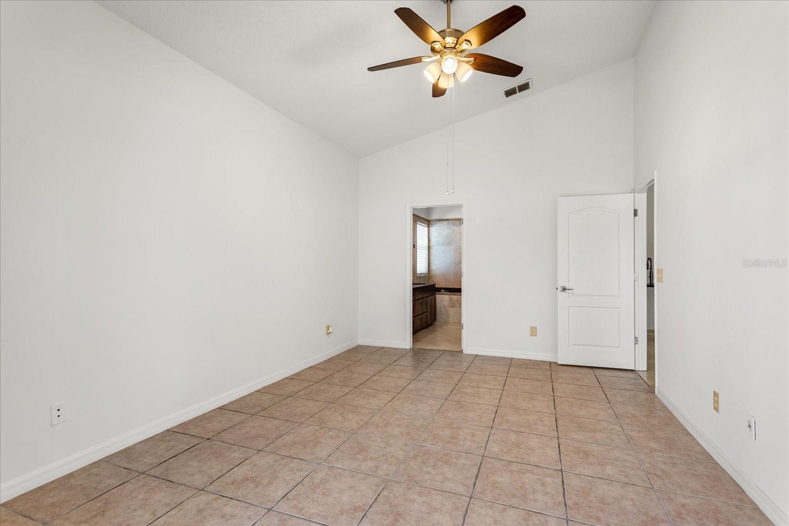 Image 16 of 32 For 13714 Huntwick Drive