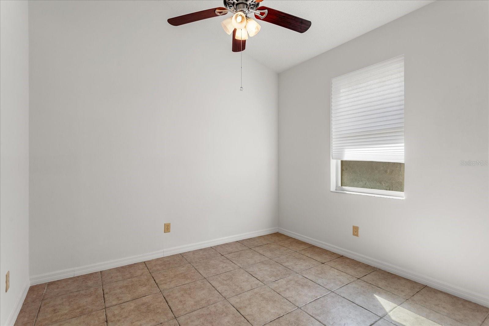 Image 19 of 32 For 13714 Huntwick Drive