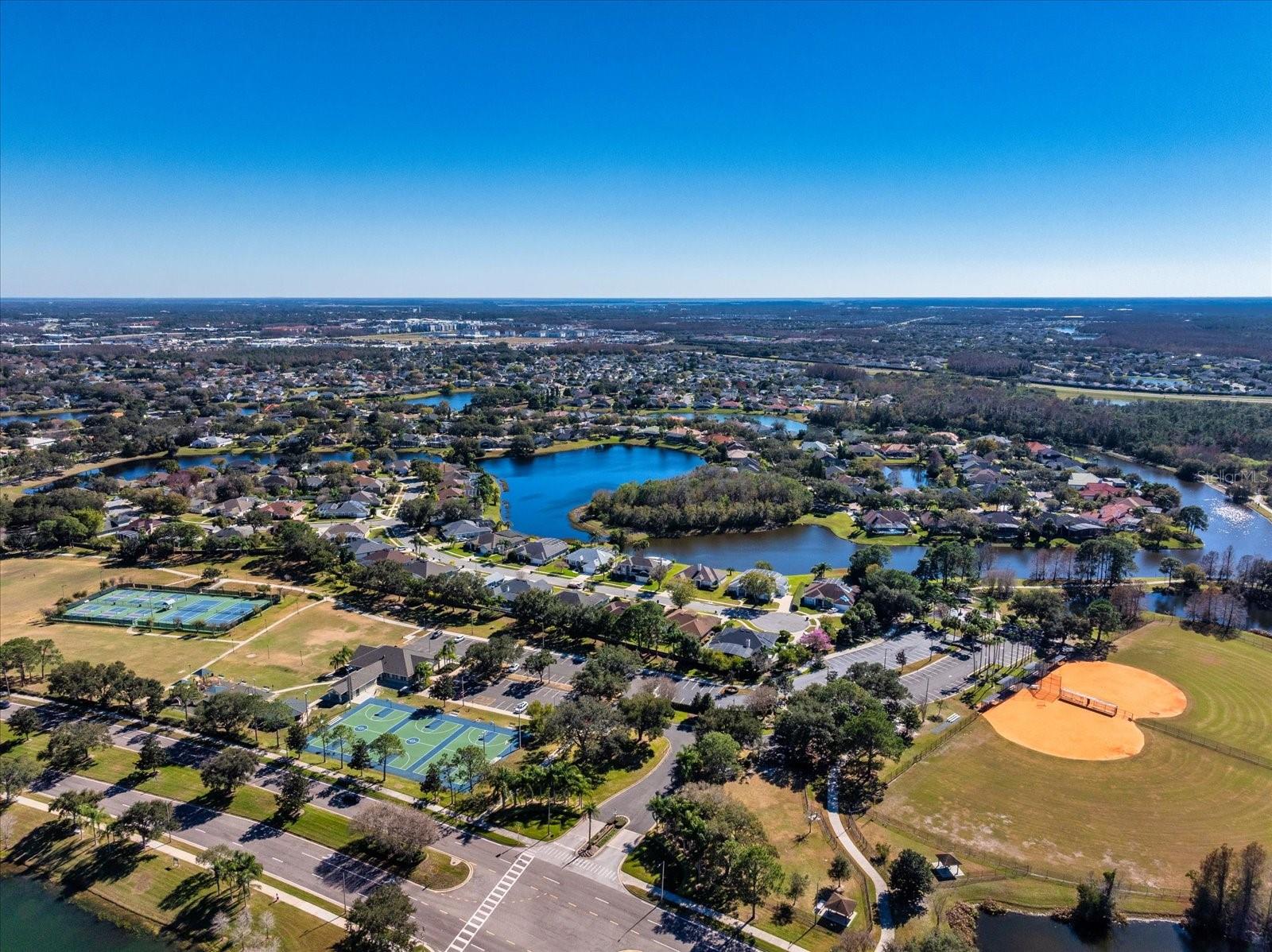 Image 27 of 32 For 13714 Huntwick Drive