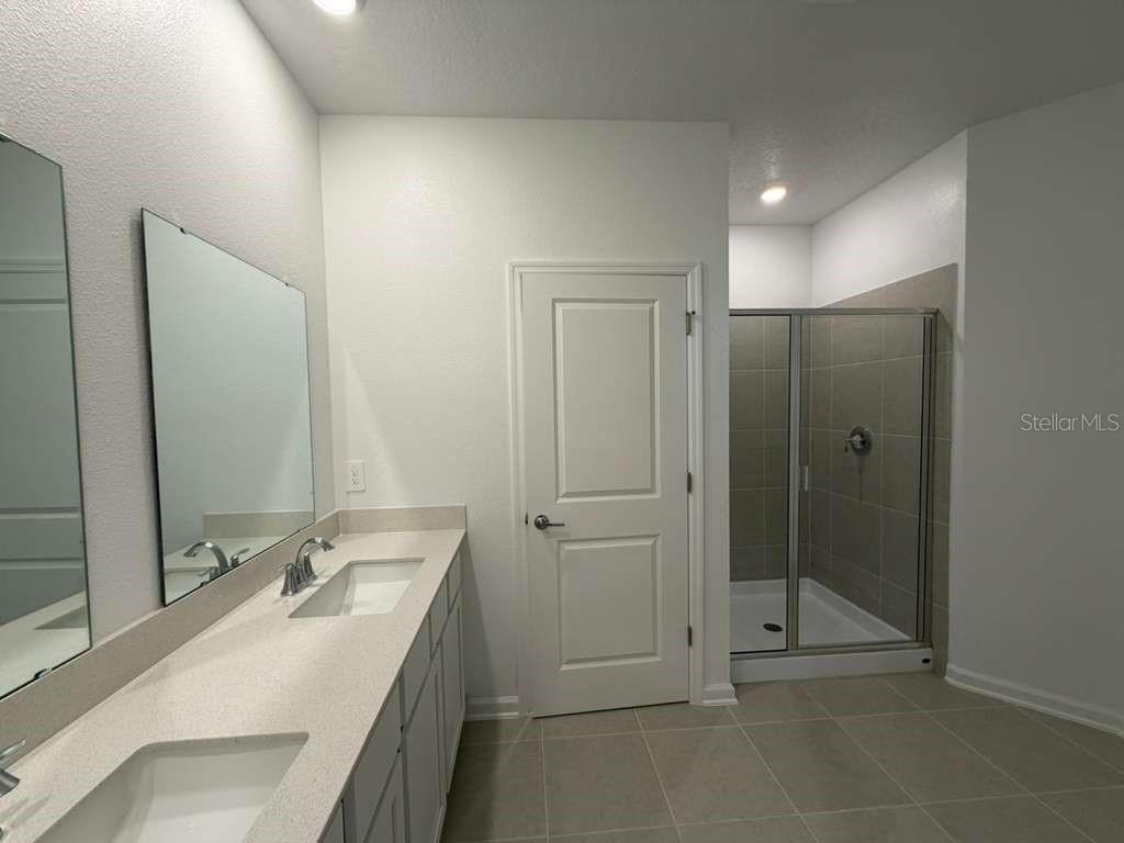 Image 18 of 21 For 7381 Ivy Tendril Av