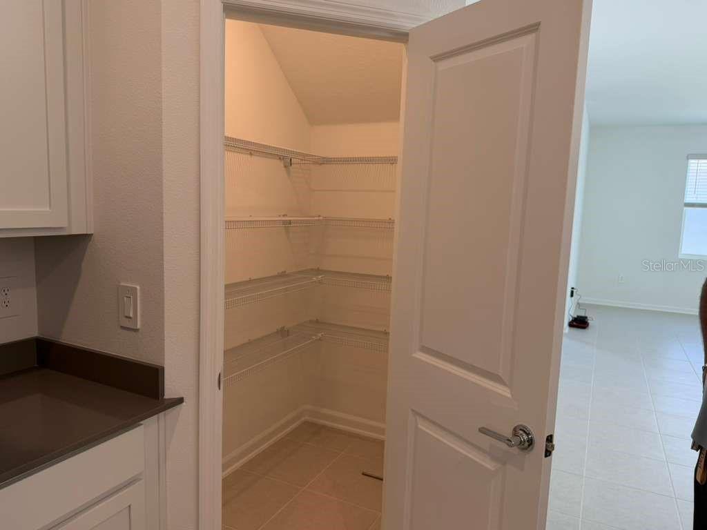 Image 8 of 21 For 7381 Ivy Tendril Av