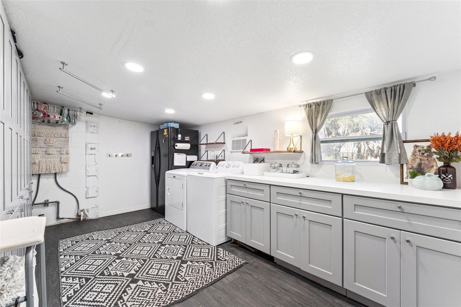 Image 24 of 45 For 9825 Lake Georgia Drive