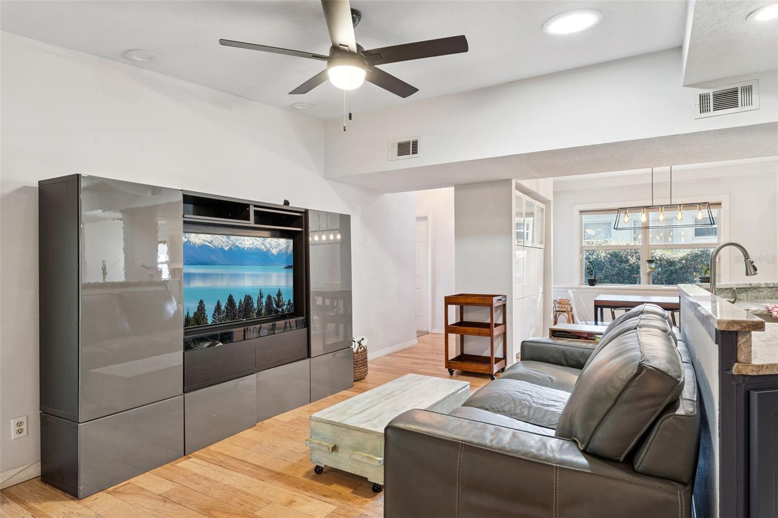 Image 4 of 45 For 9825 Lake Georgia Drive