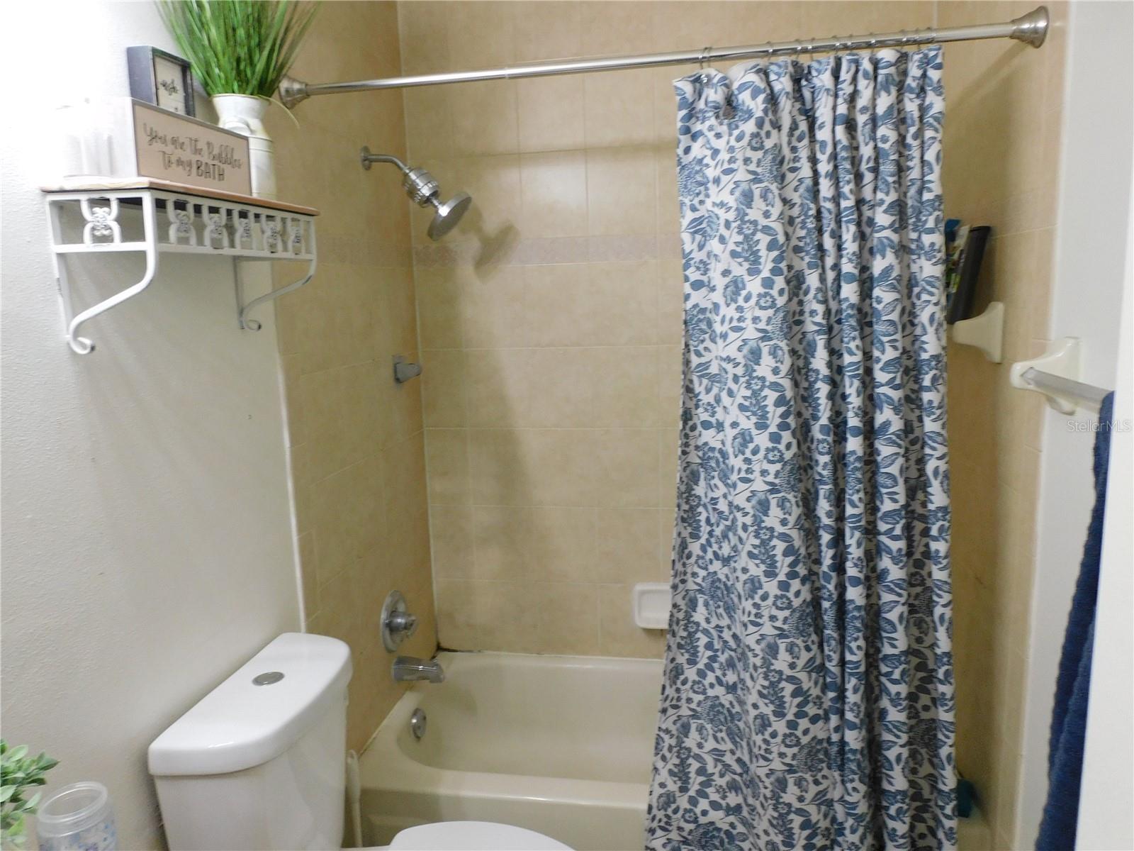 Image 8 of 9 For 575 Bloomington Court 28