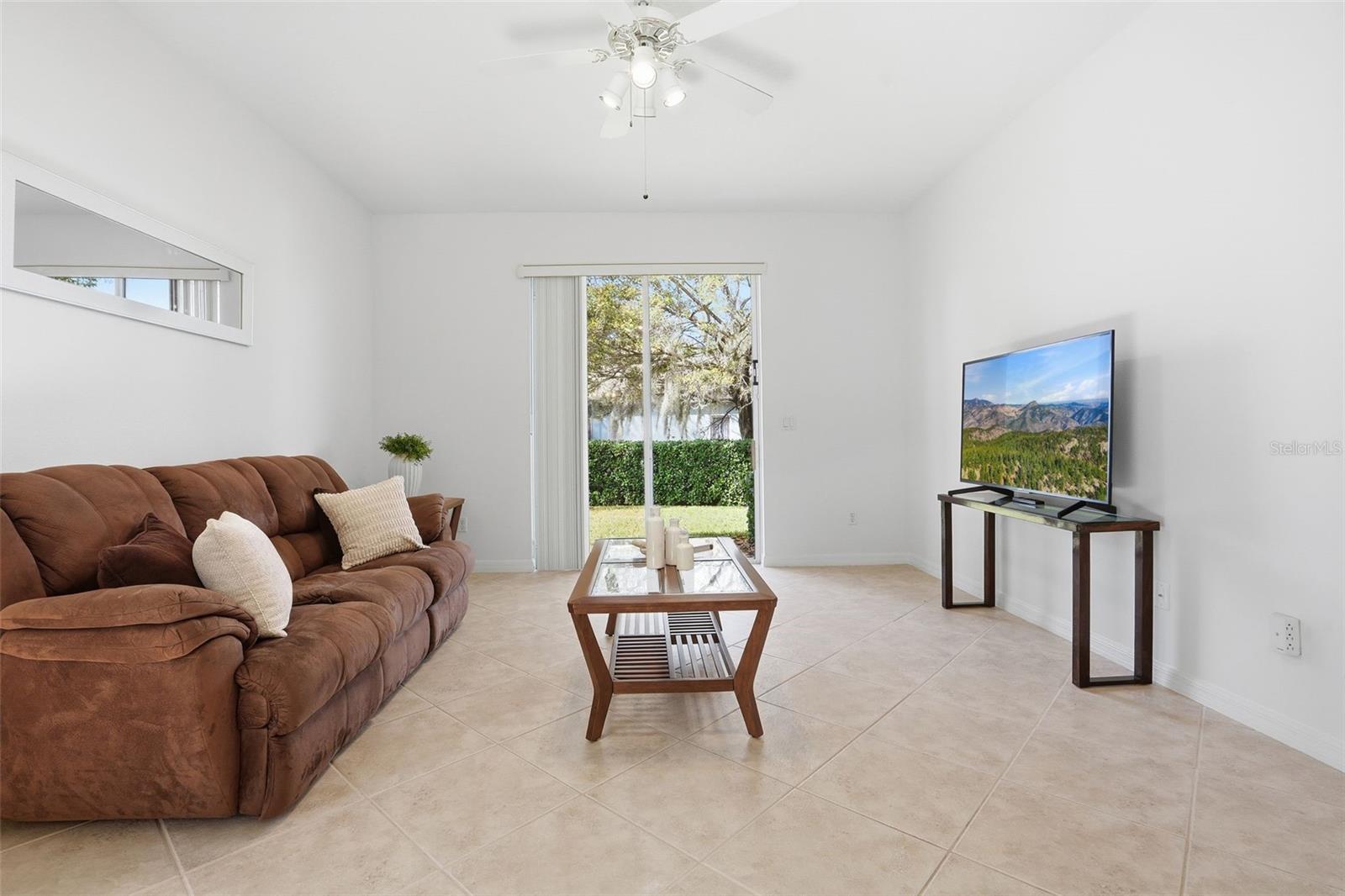 Image 12 of 45 For 3460 Capland Avenue