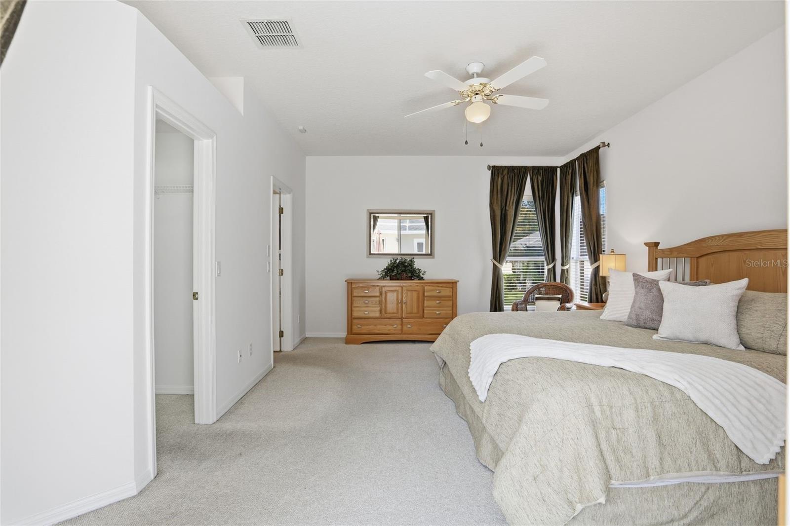 Image 16 of 45 For 3460 Capland Avenue