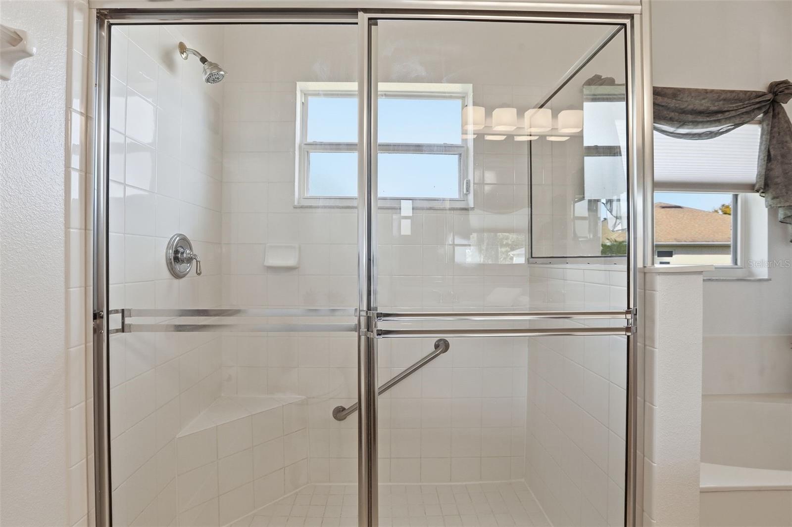 Image 19 of 45 For 3460 Capland Avenue