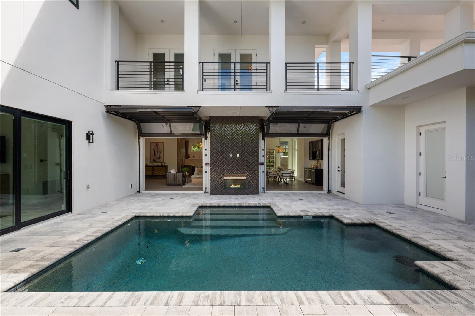 Image 53 of 62 For 2015 Park Avenue