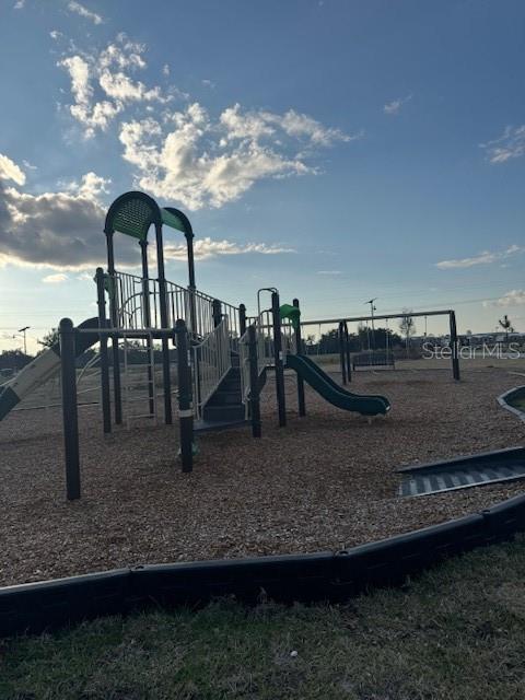 Image 36 of 41 For 1210 Port Blue Way