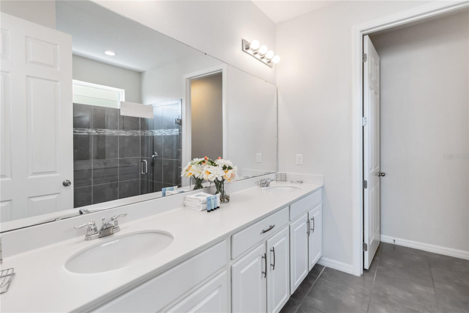 Image 13 of 47 For 1512 Nassau Point Trail