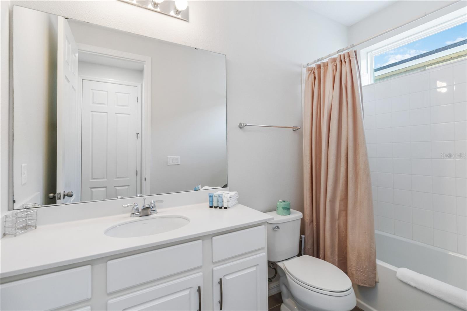 Image 30 of 47 For 1512 Nassau Point Trail