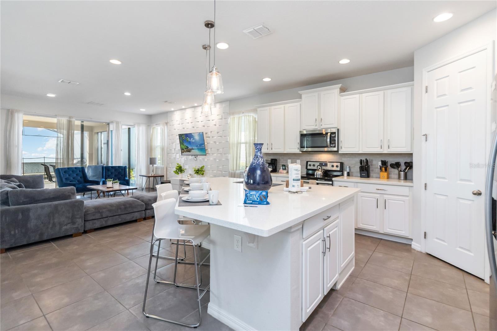 Image 4 of 47 For 1512 Nassau Point Trail