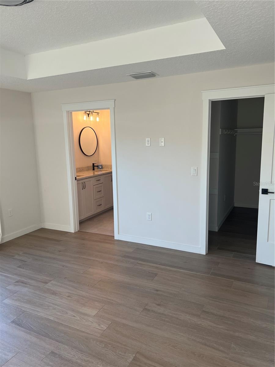 Image 15 of 29 For 254 Sunrise Boulevard