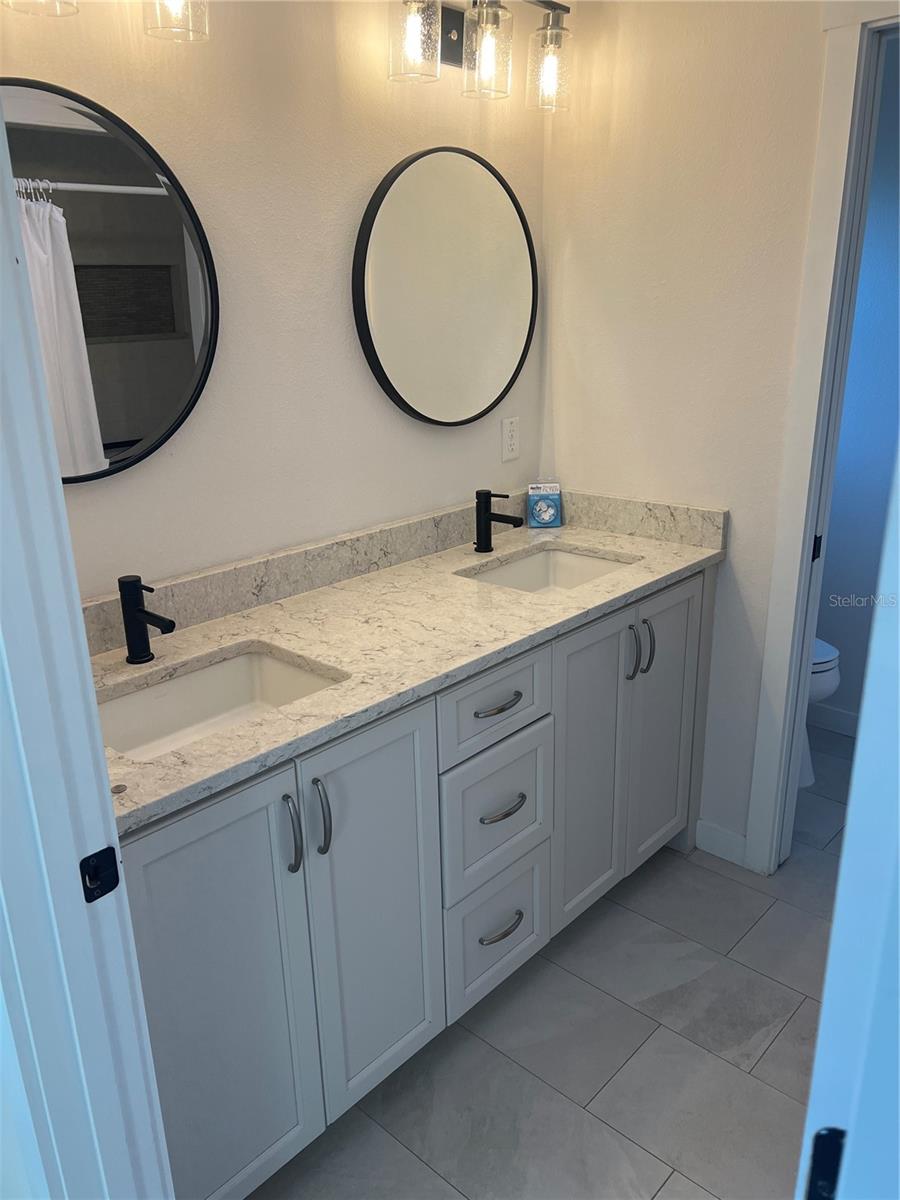 Image 16 of 29 For 254 Sunrise Boulevard