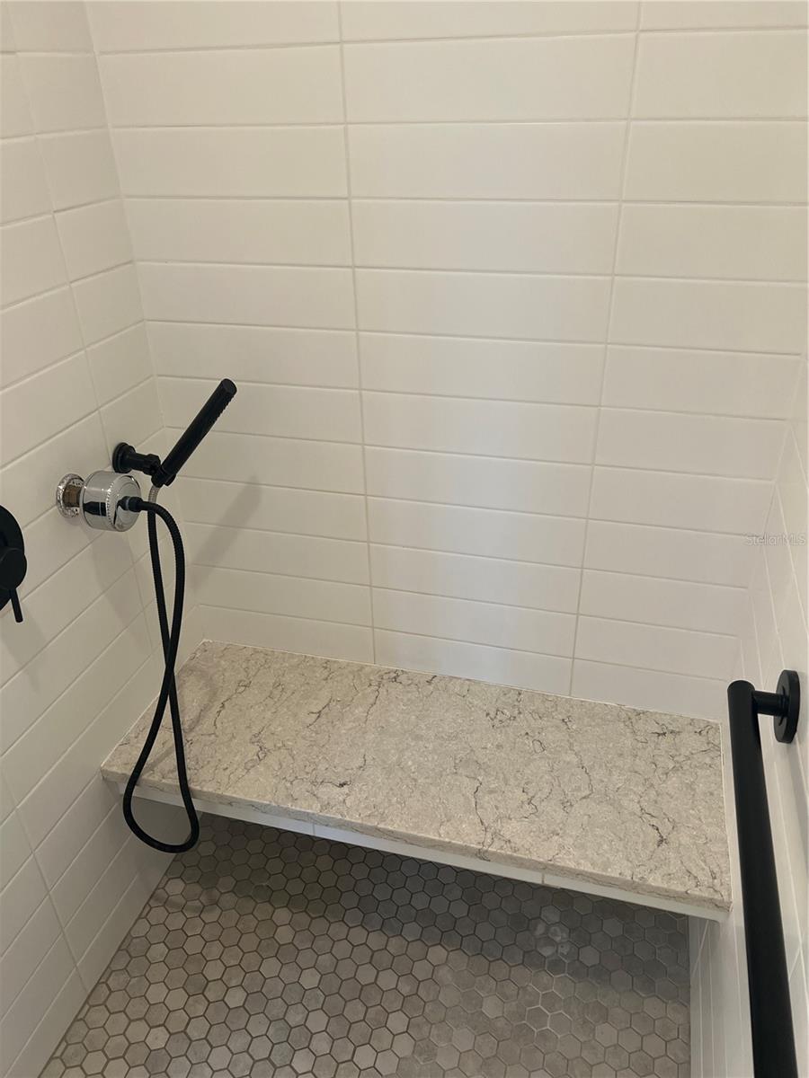 Image 17 of 29 For 254 Sunrise Boulevard