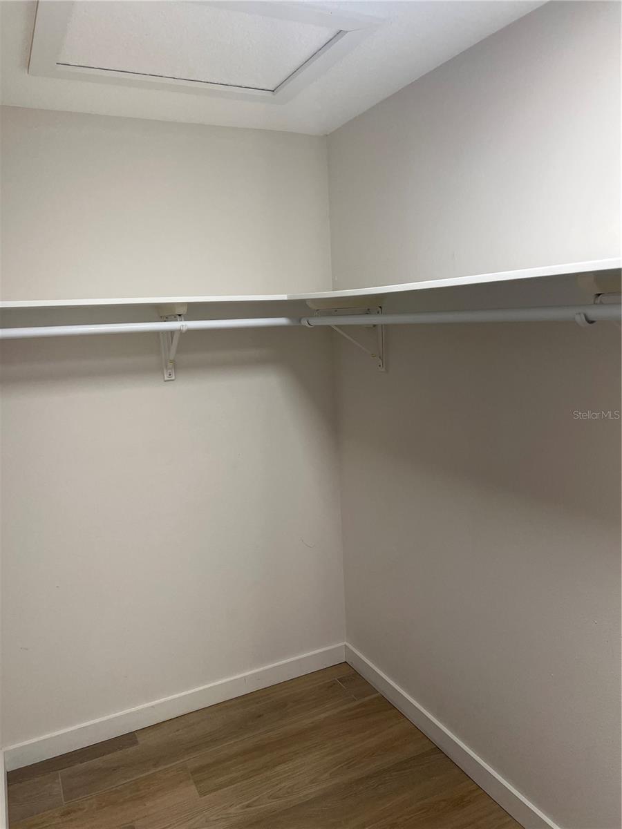 Image 19 of 29 For 254 Sunrise Boulevard