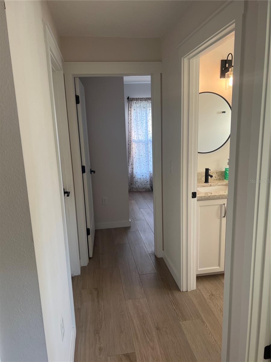 Image 21 of 29 For 254 Sunrise Boulevard