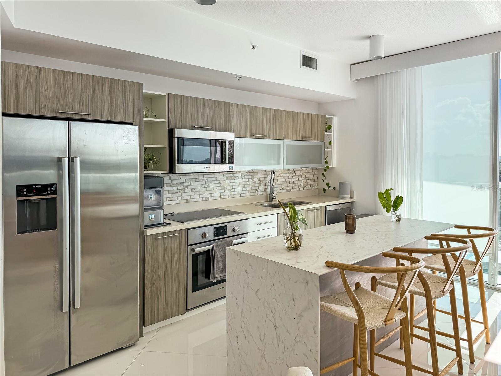 Image 14 of 40 For 6700 Indian Creek Drive Ph7