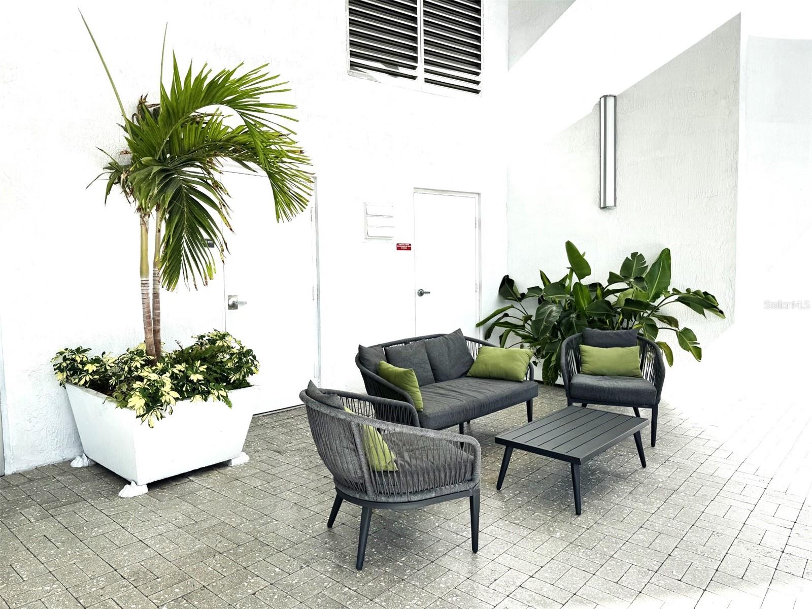 Image 31 of 40 For 6700 Indian Creek Drive Ph7