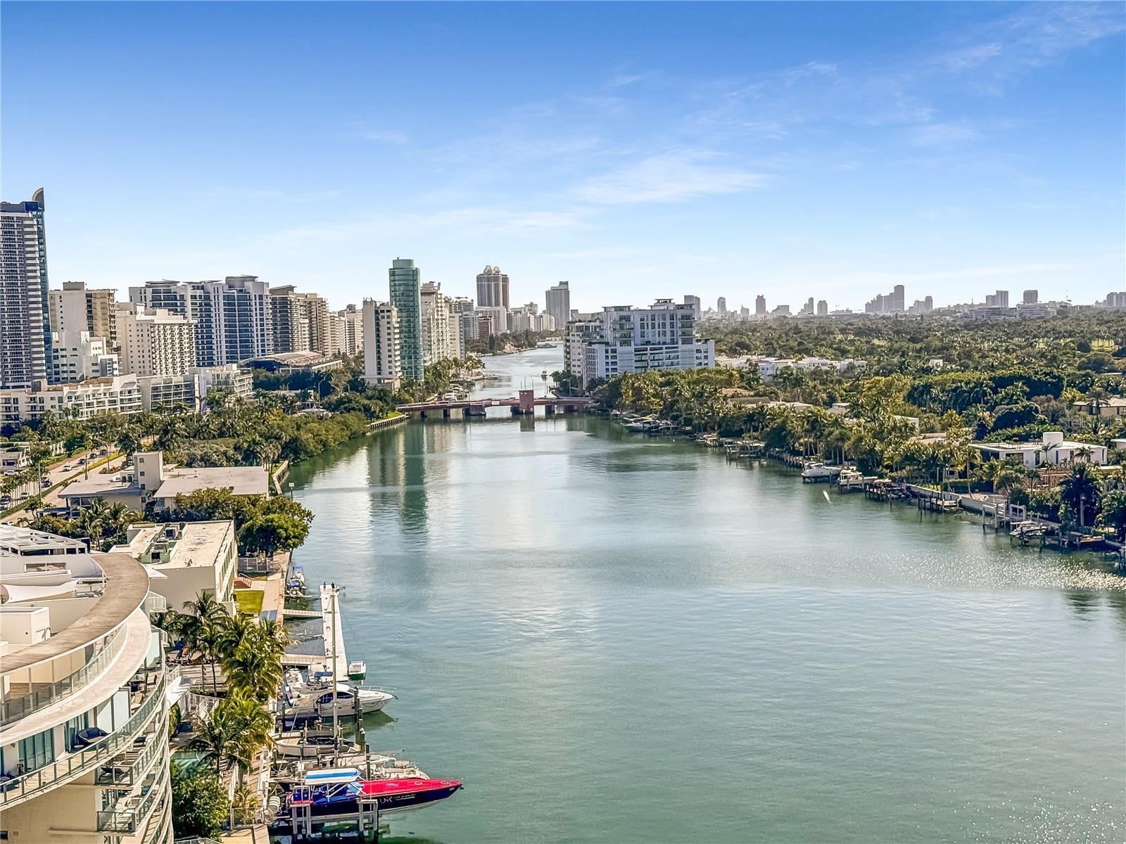 Image 4 of 40 For 6700 Indian Creek Drive Ph7