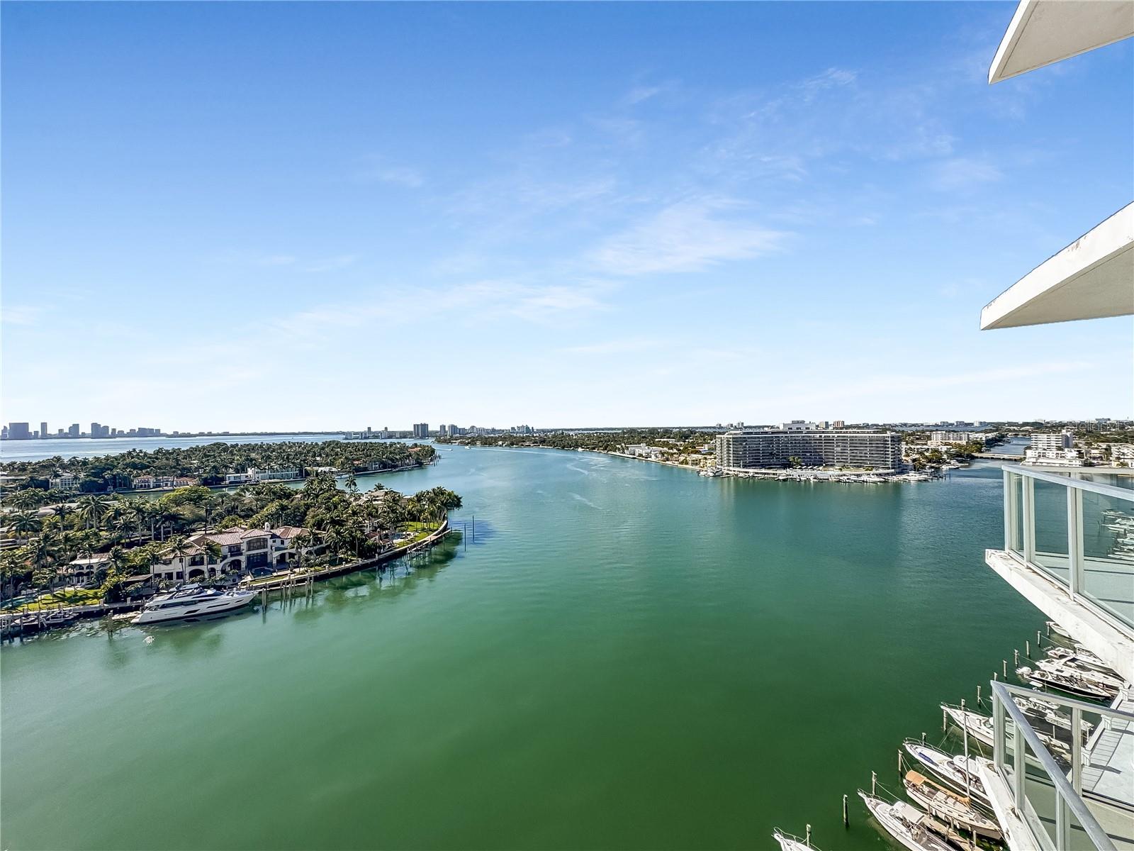 Image 9 of 40 For 6700 Indian Creek Drive Ph7