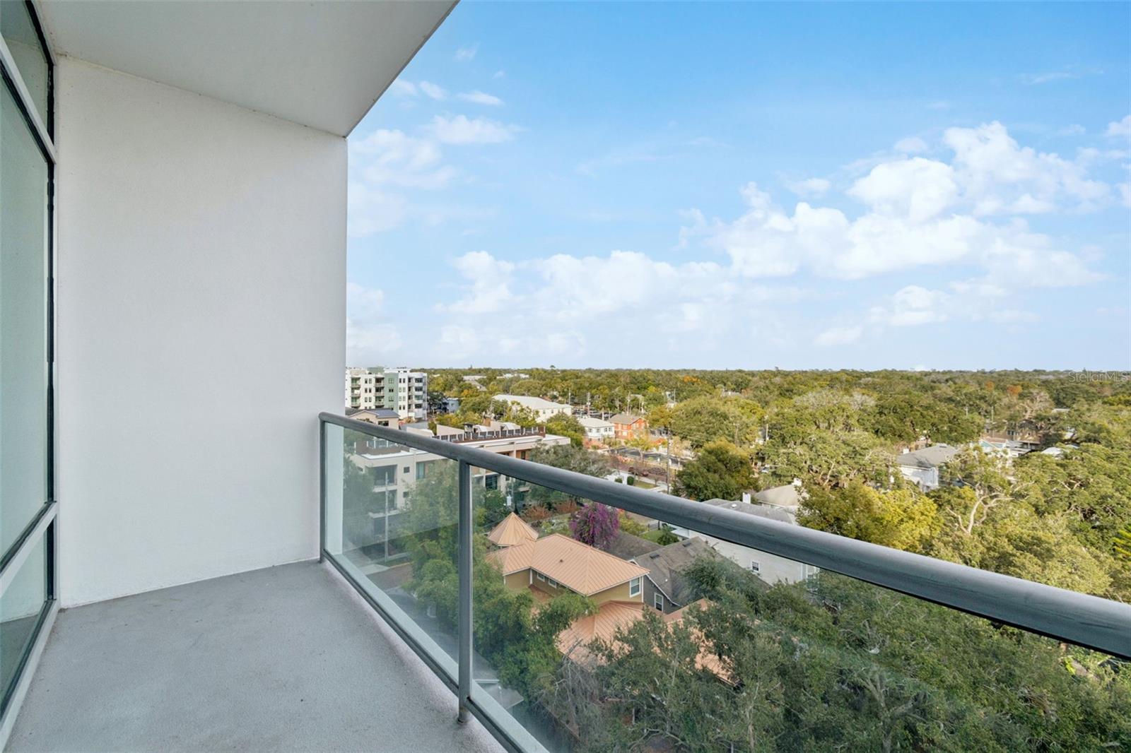 Image 24 of 41 For 101 Eola Drive 808