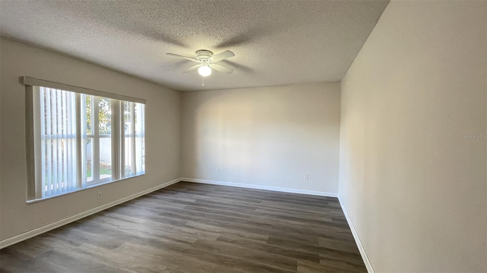 Image 12 of 20 For 1365 Epson Oaks Way