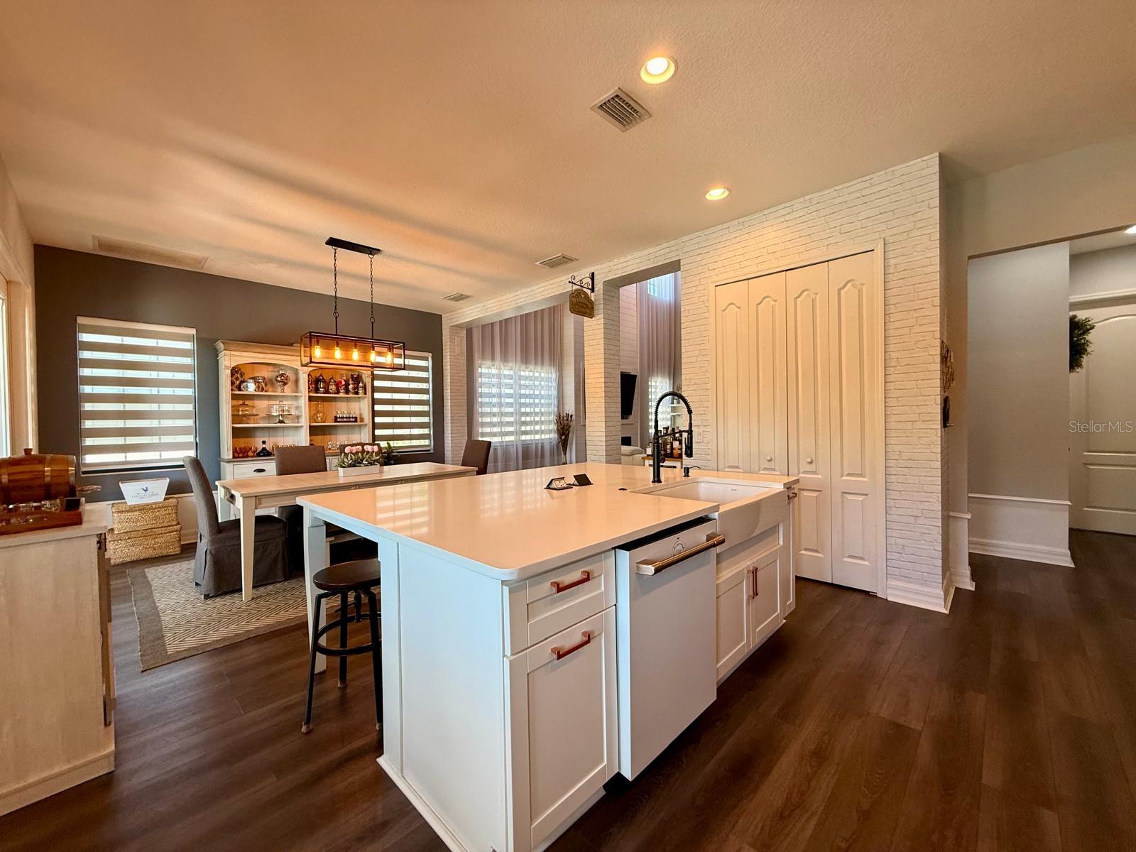 Image 18 of 73 For 8324 Prestbury Drive