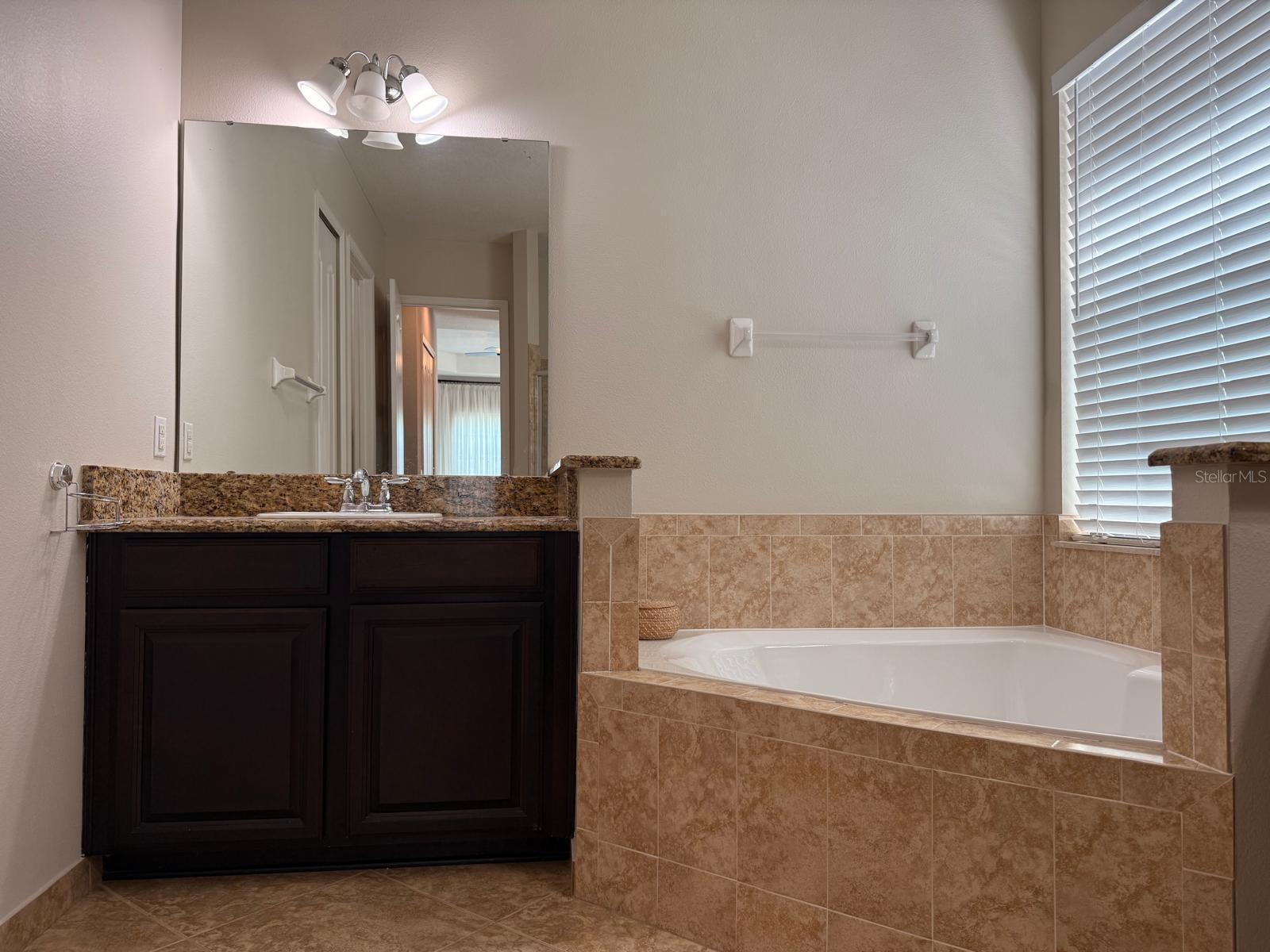 Image 40 of 73 For 8324 Prestbury Drive