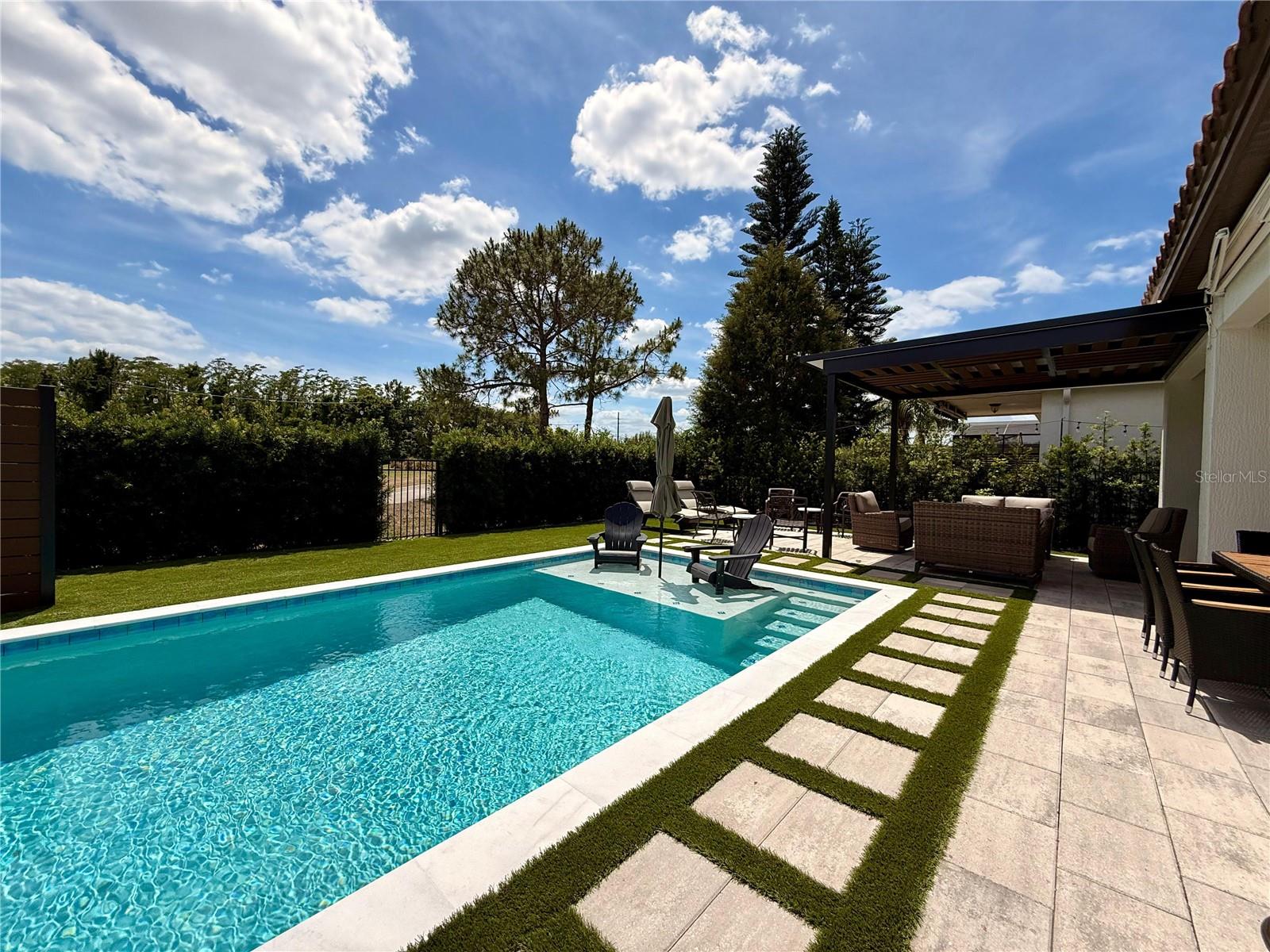 Image 9 of 73 For 8324 Prestbury Drive