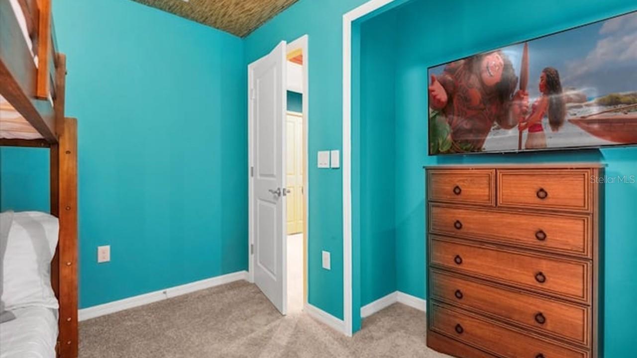 Image 23 of 63 For 1236 Blue Island Drive