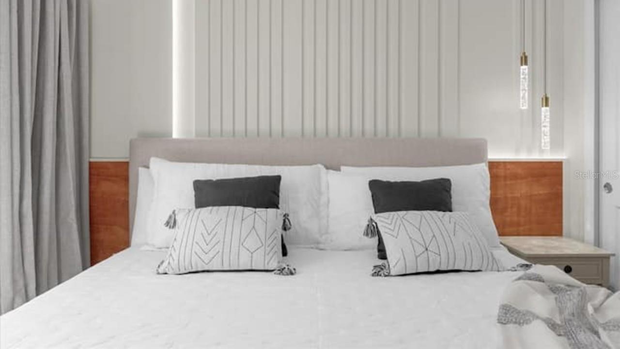 Image 33 of 63 For 1236 Blue Island Drive