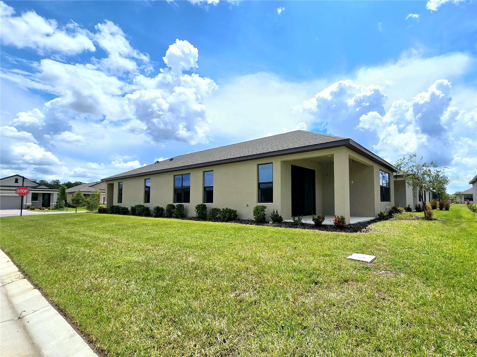 Image 2 of 33 For 1001 Umbria Drive