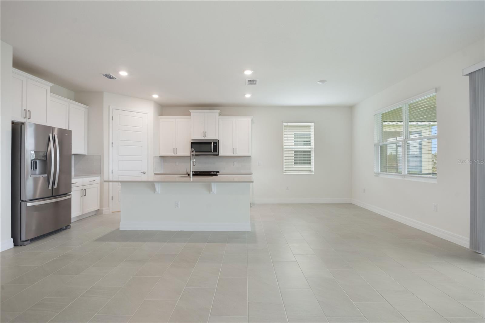 Image 6 of 32 For 3944 Kennebunk Loop