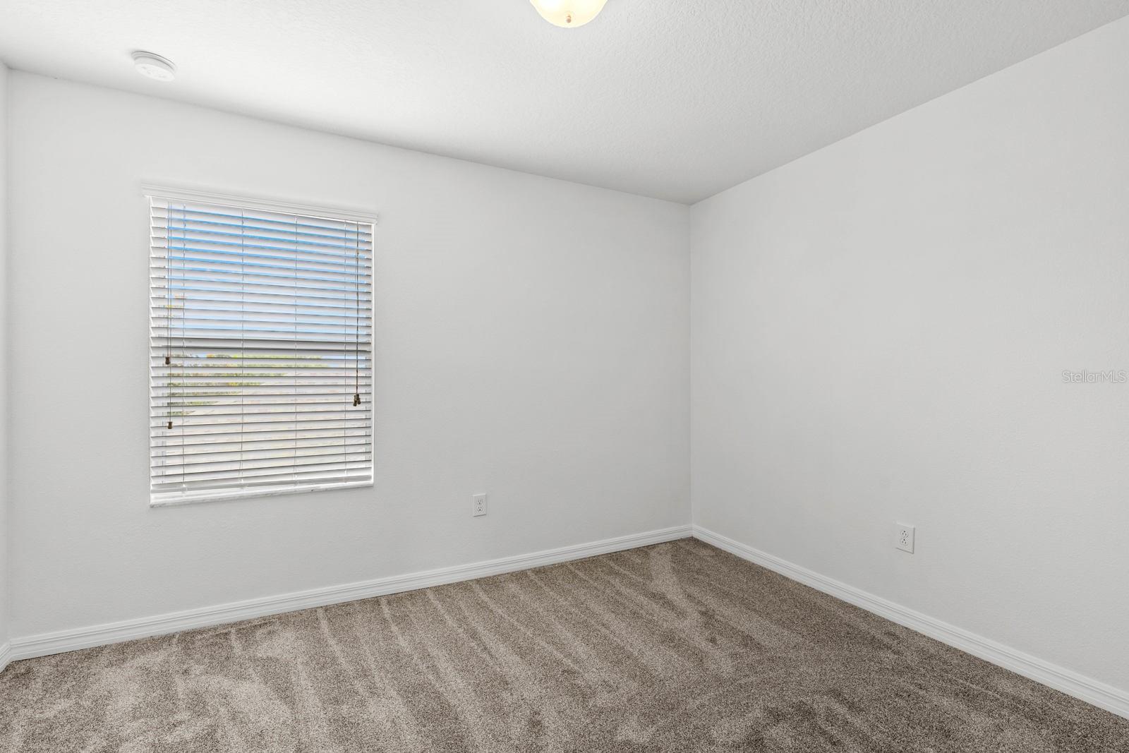 Image 12 of 19 For 13075 Calderdale Avenue