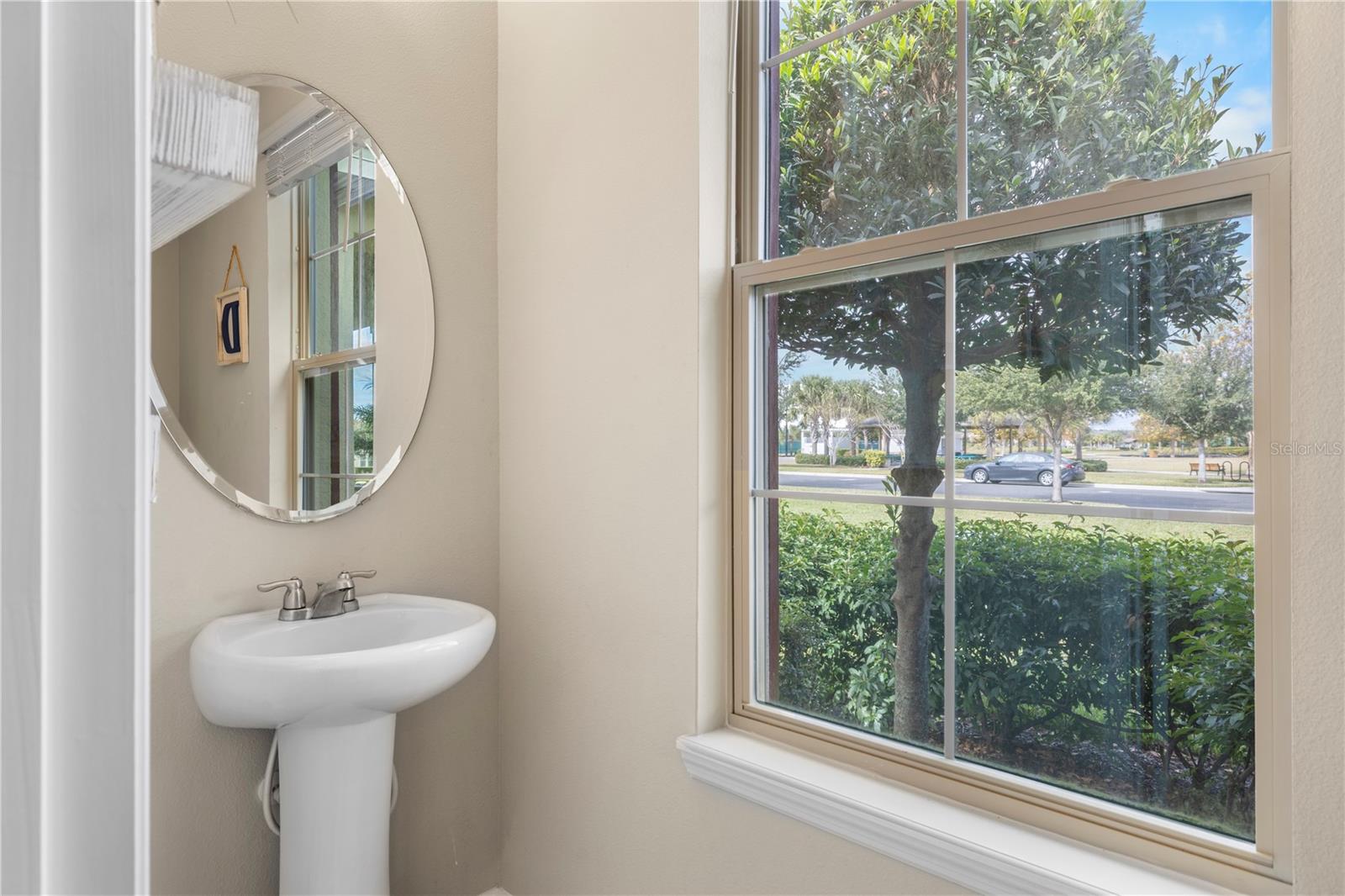 Image 12 of 52 For 10697 Atwater Bay Drive