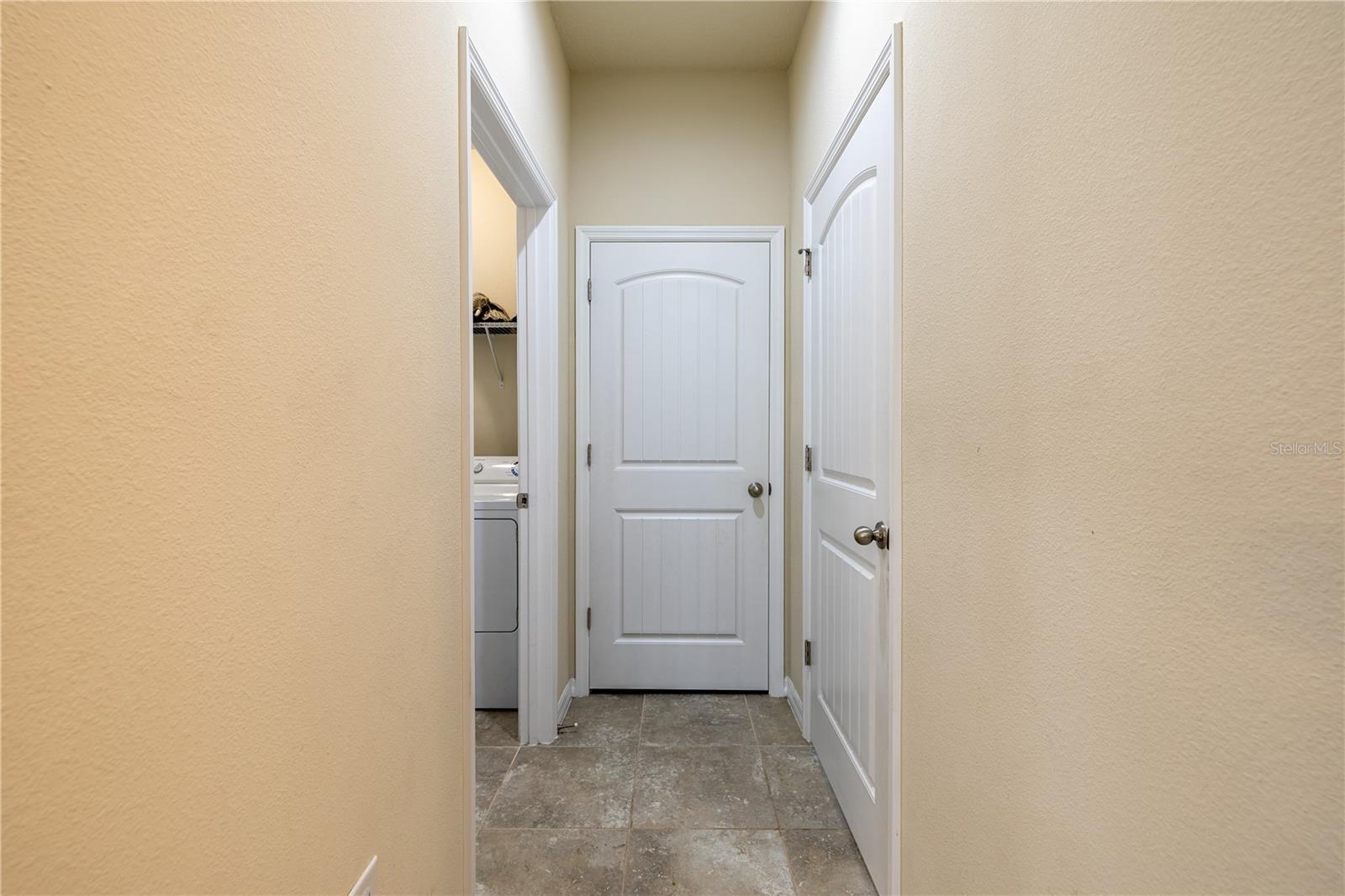 Image 19 of 52 For 10697 Atwater Bay Drive