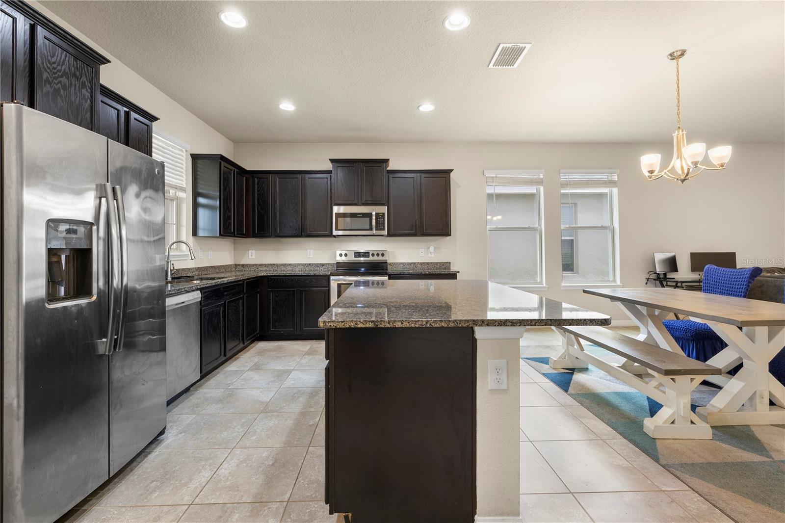 Image 3 of 52 For 10697 Atwater Bay Drive