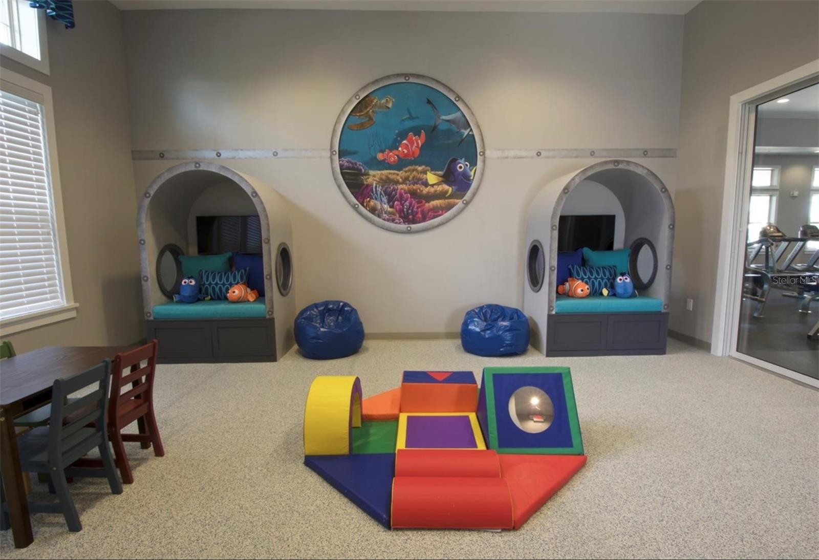 Image 42 of 52 For 10697 Atwater Bay Drive