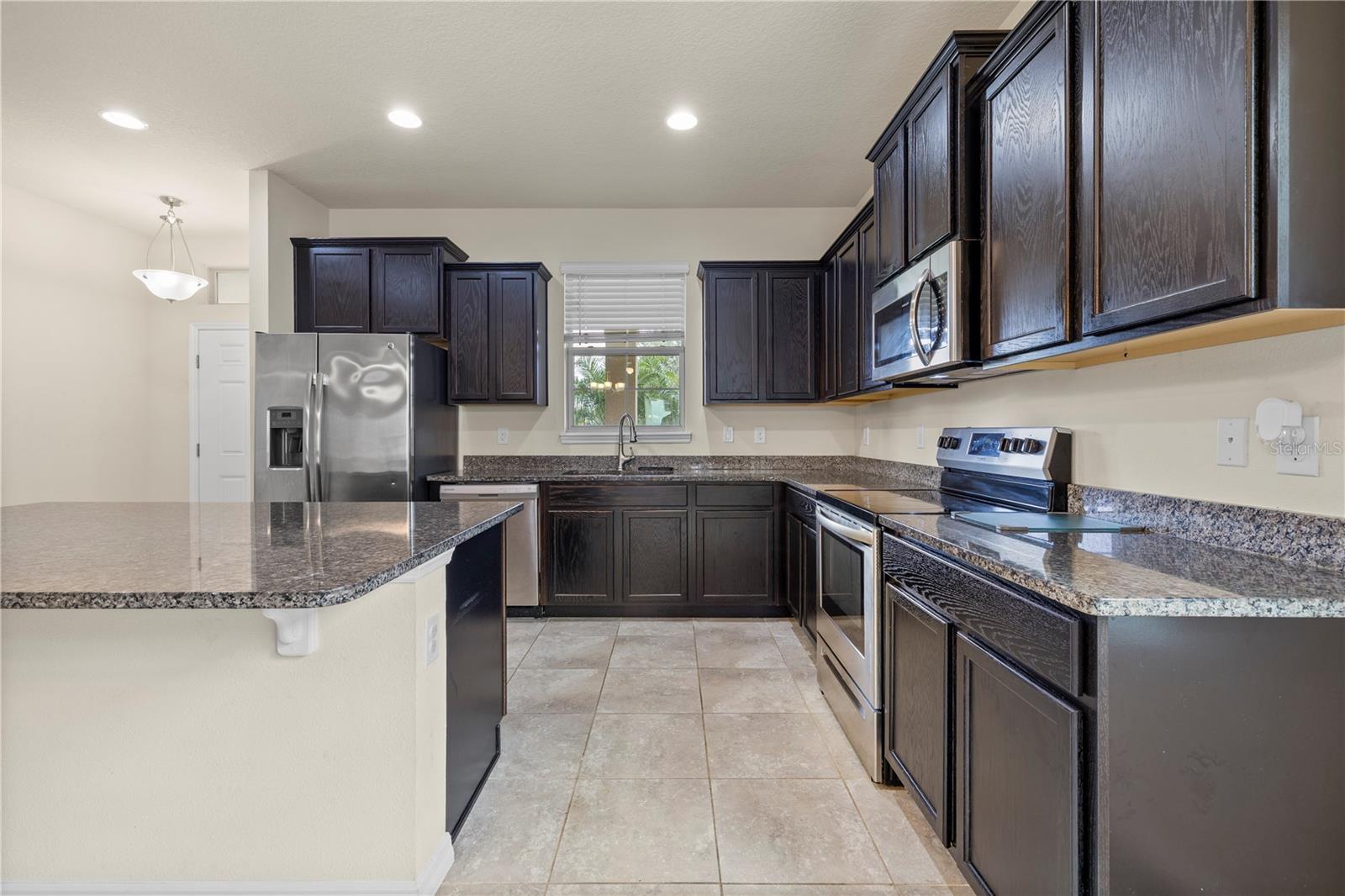 Image 5 of 52 For 10697 Atwater Bay Drive