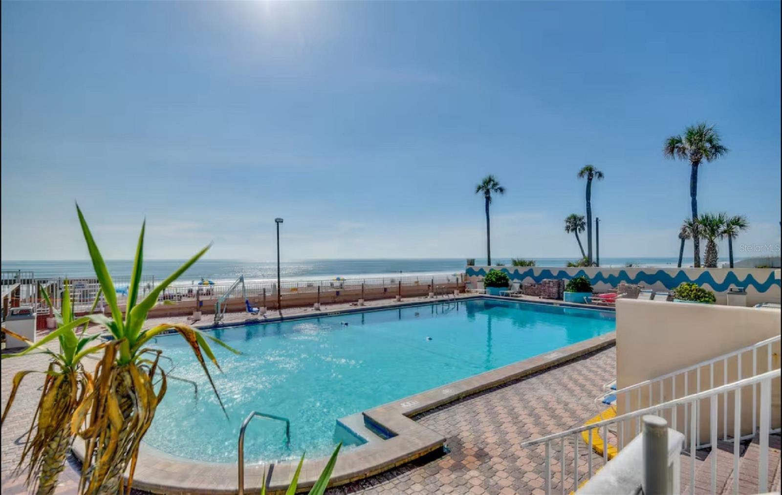 Image 3 of 14 For 313 Atlantic Avenue 4100