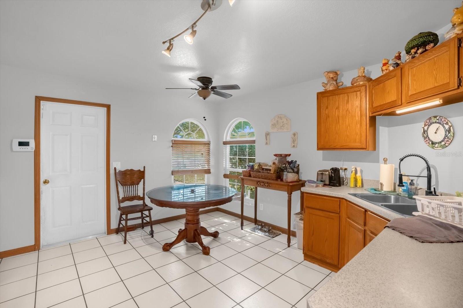 Image 11 of 25 For 10303 Winding Creek Lane