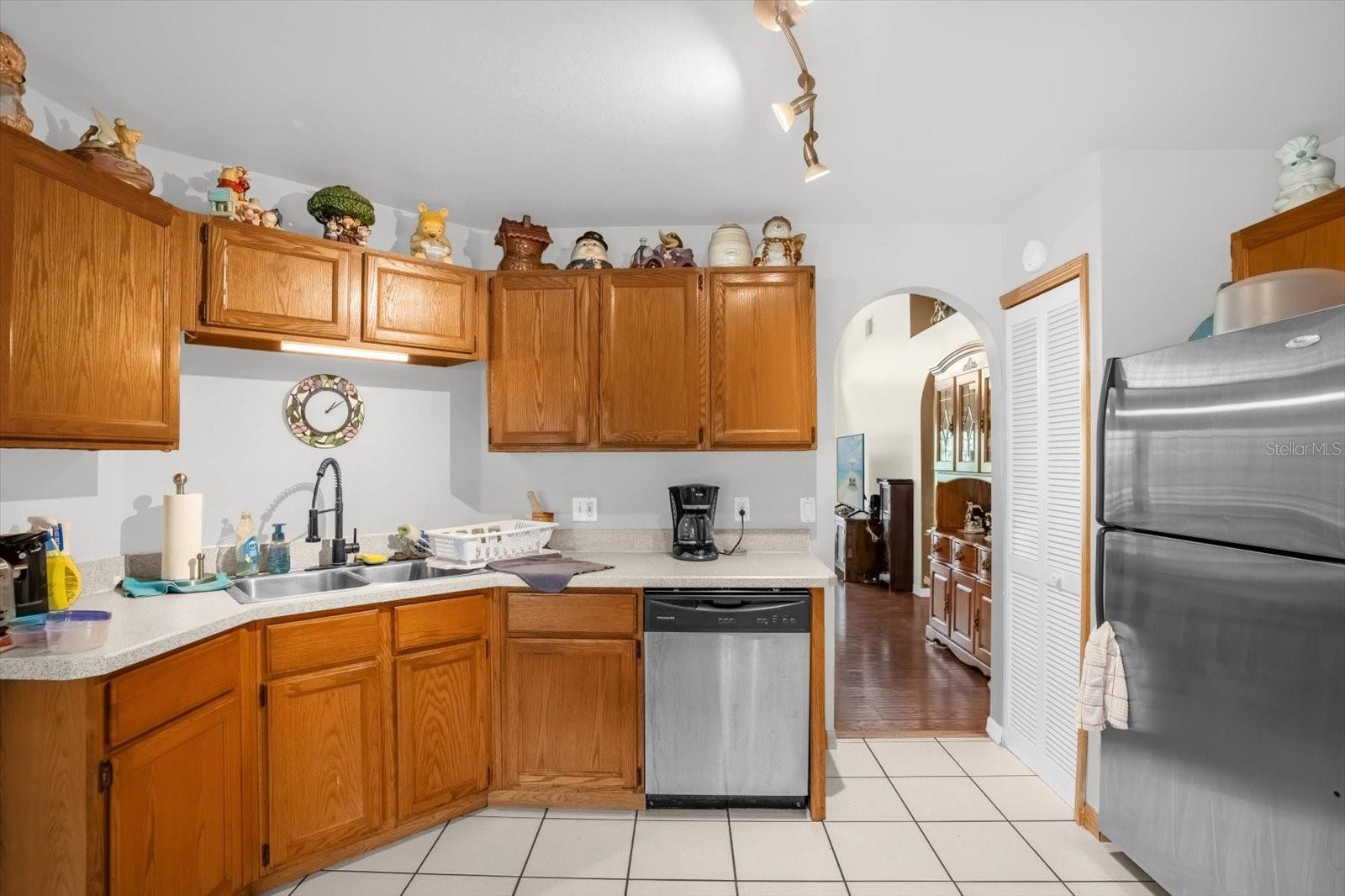 Image 6 of 25 For 10303 Winding Creek Lane