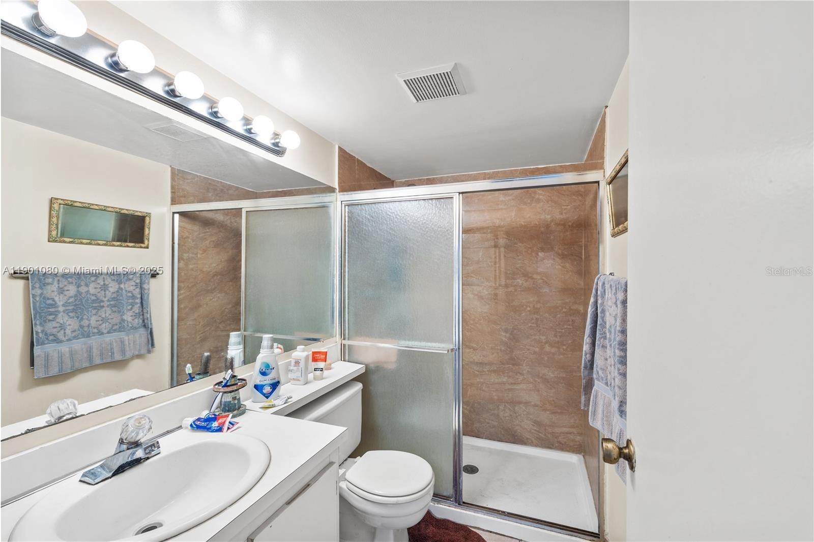 Image 7 of 8 For 3636 Alder Drive D3