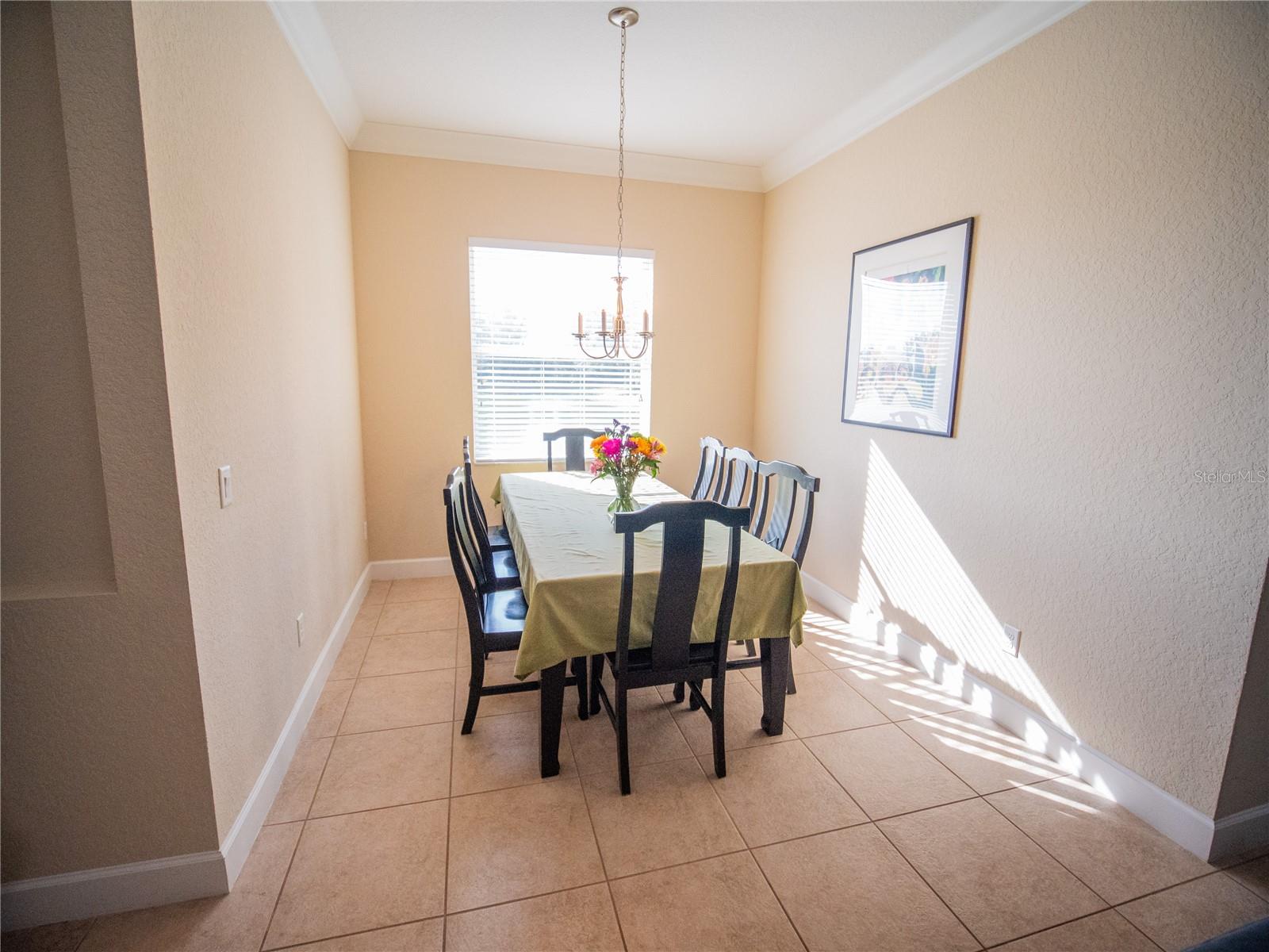 Image 7 of 36 For 6841 Helmsley Circle