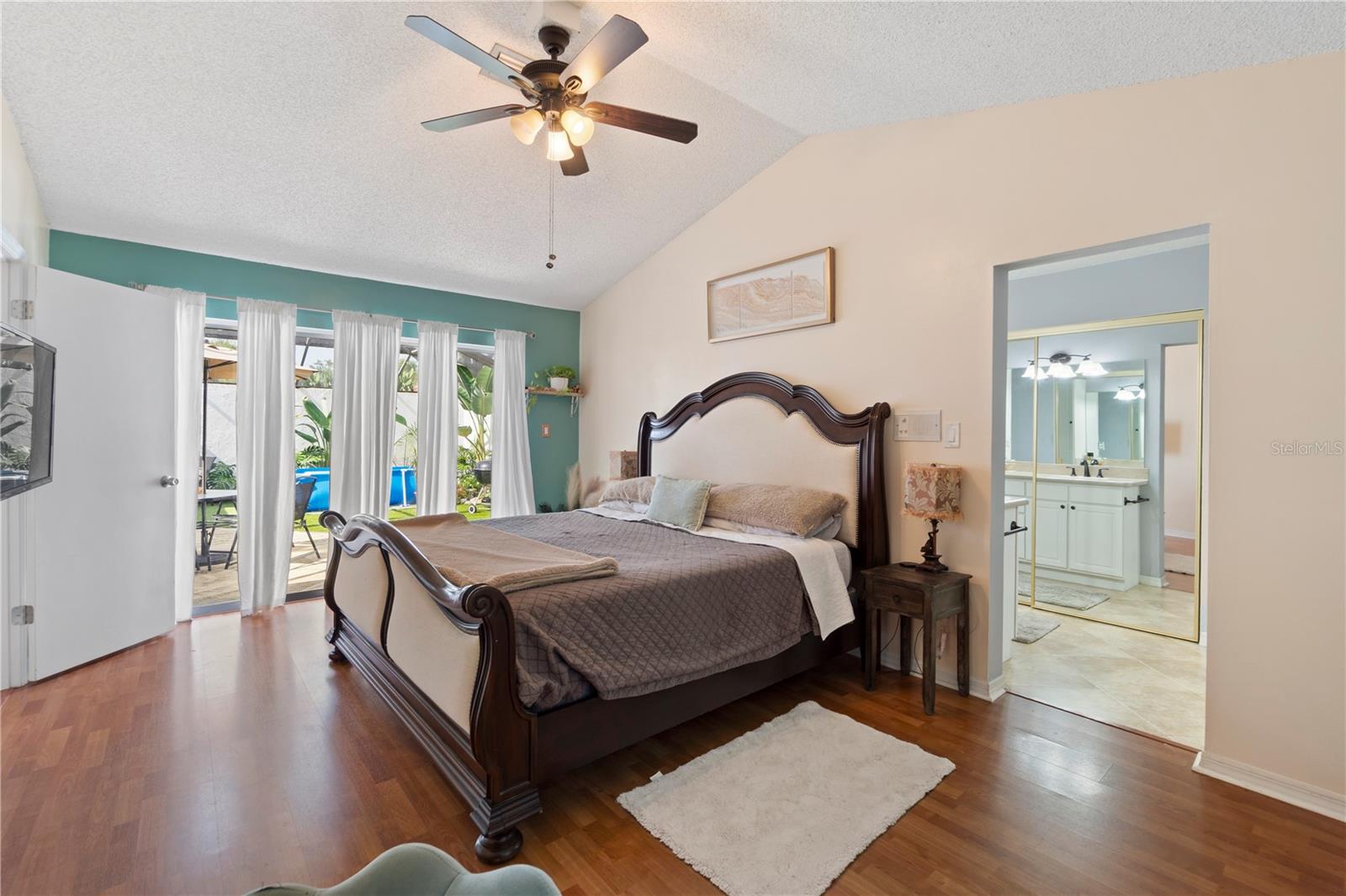 Image 22 of 27 For 5059 Jamaica Circle 15